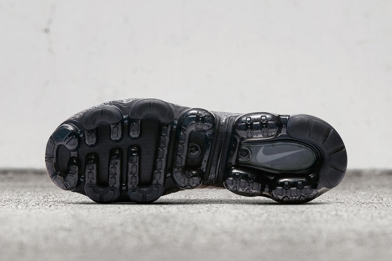 Nike Air VaporMax “Explorer Light/Dark” Pack