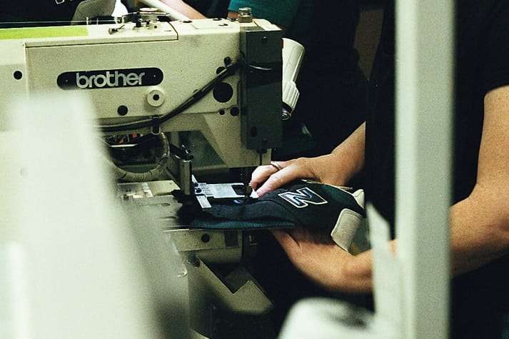 New Balance 收藏家們親歷 35 年歷史英國 Flimby 廠房之後感