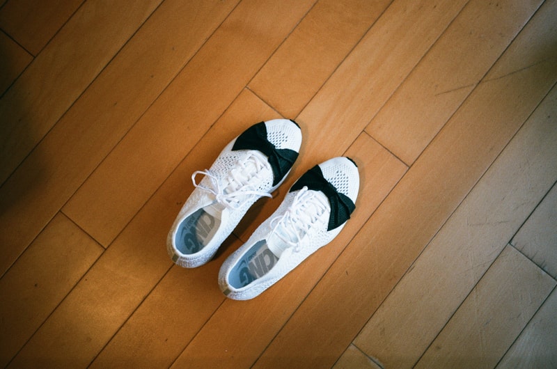 COMME des GARÇONS x Nike Flyknit Racer「Triple White」日本突擊上架