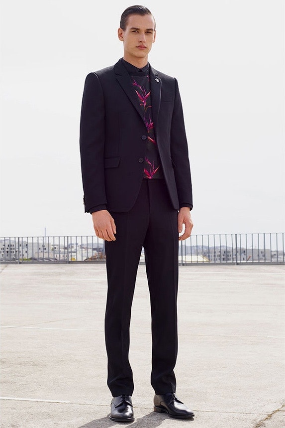 Givenchy Isetan Shinjuku Umeda Hankyu Exclusive Pop-up