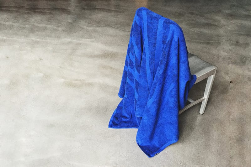 MADNESS 推出夏日單品 Beach Towel 迎接熱浪