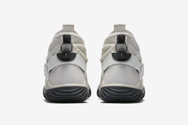 Nike KMTR Premium 全新配色設計「Light Bone」