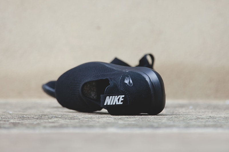 NikeLab Gakou Flyknit “White” & “Black“