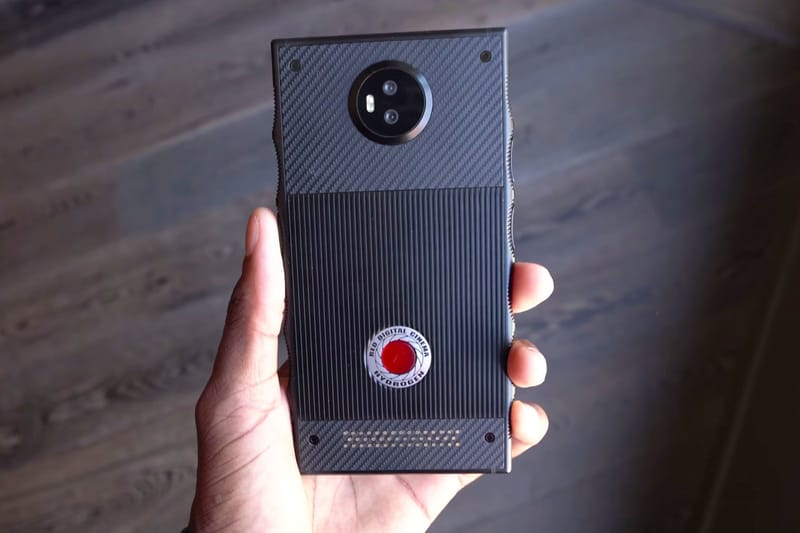 全球首款「全息」智能手機 RED Hydrogen One 上手影片