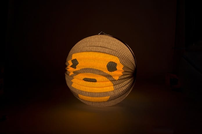 AAPE BY A BATHING APE 及 BABY MILO 推出中秋節灯笼