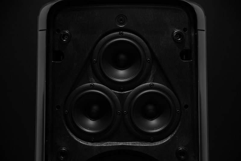 B&O 全新 BeoLab 50 揚聲器以及 BeoVision Eclipse 電視登場