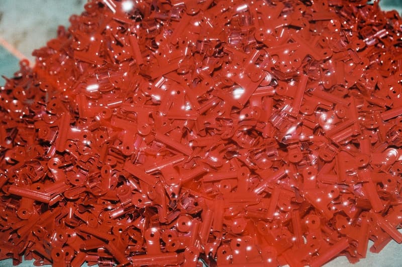 走進 G-Dragon 個人品牌 PEACEMINUSONE Pop-Up Store 大阪＆香港站