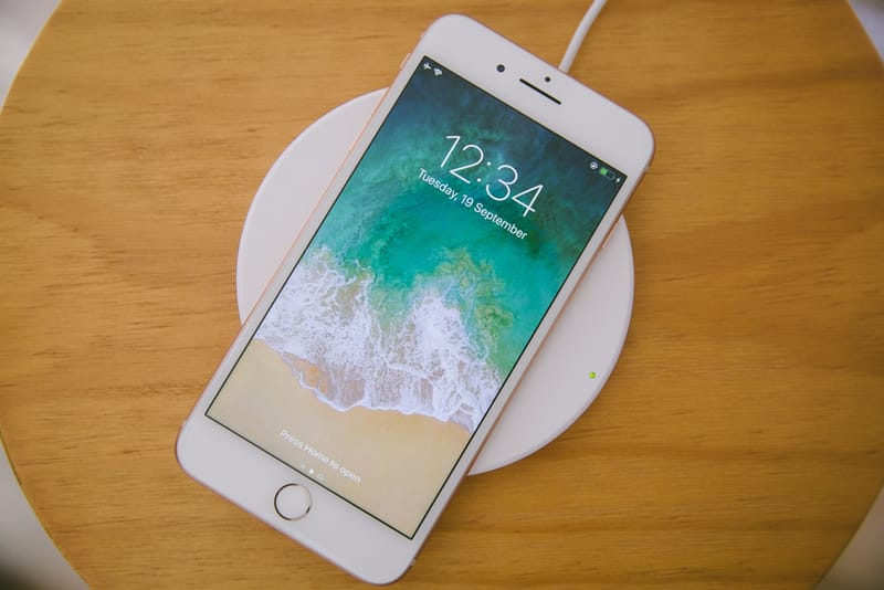 耐摔程度如何？iPhone 8 Plus vs iPhone 7 Plus 跌落測試影片