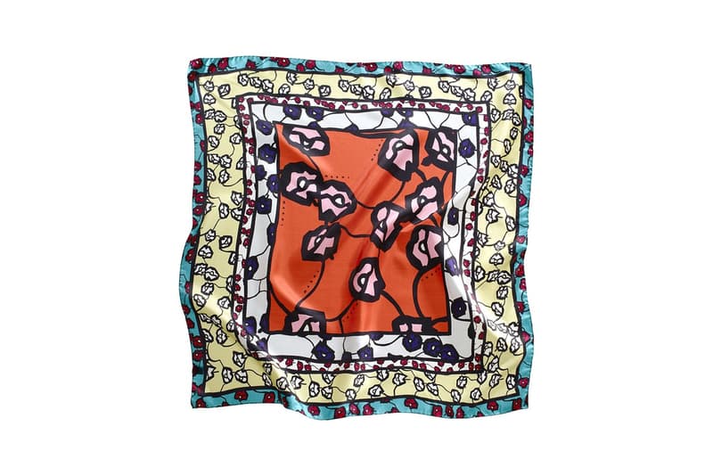 MoMA 為「Items: Is Fashion Modern?」展覽推出限定紀念系列