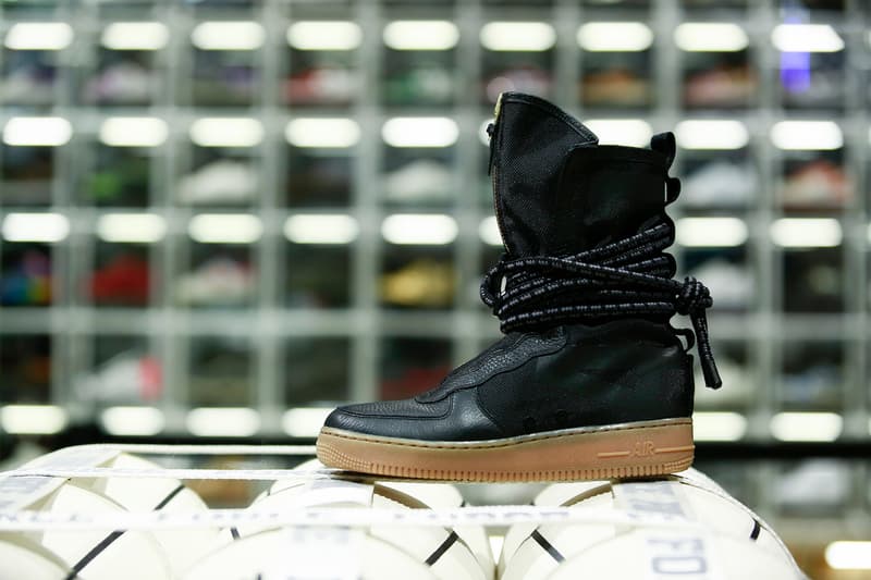 Nike Sportswear “The COURT by FORCE”