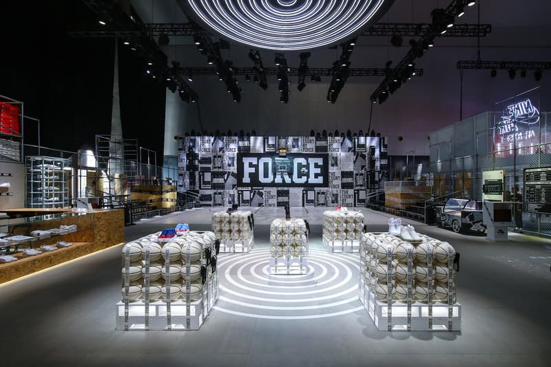 Nike Sportswear “The COURT by FORCE”