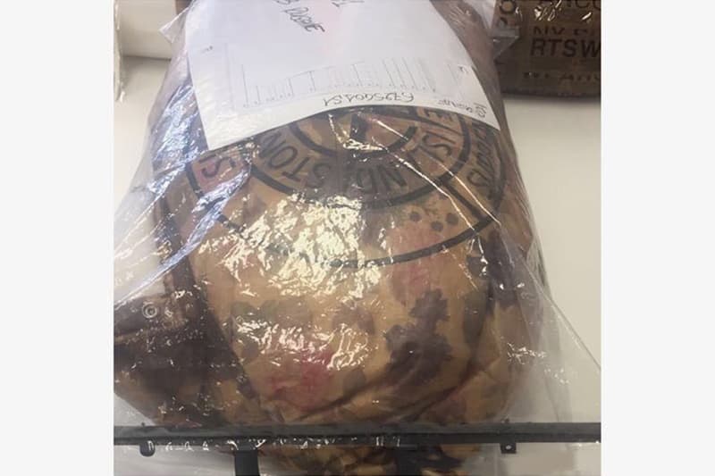 Supreme x Stone Island 全新聯名企劃諜照曝光