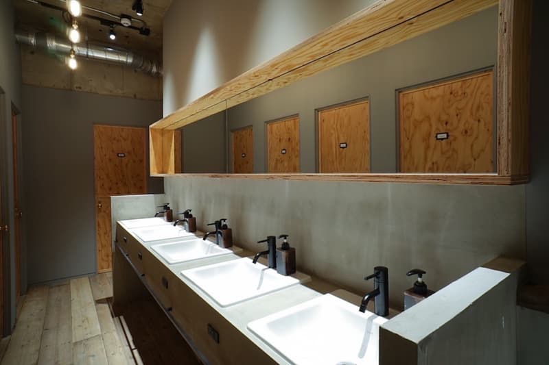 書店酒吧二合一！走進 BOOK AND BED TOKYO 淺草店