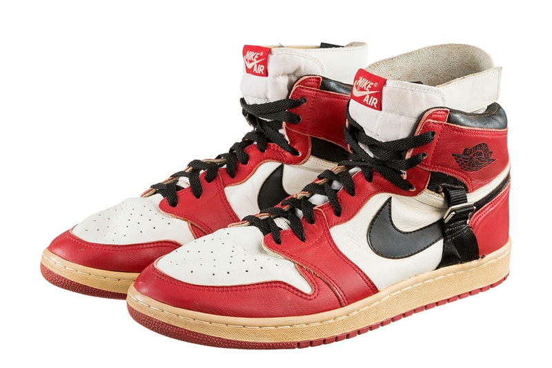 Michael Jordan 曾着用過的改裝版本 Air Jordan 1 现正拍賣中