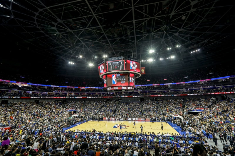 金州勇士队大战明尼苏达森林狼队，2017 NBA 国际系列赛中国赛回顾