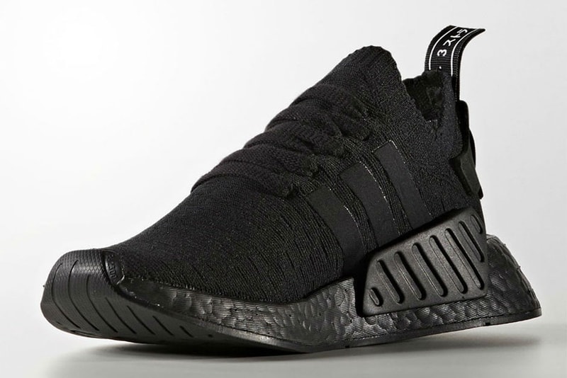 adidas Originals NMD R2 PK 全新「Triple Black」配色官方圖片釋出