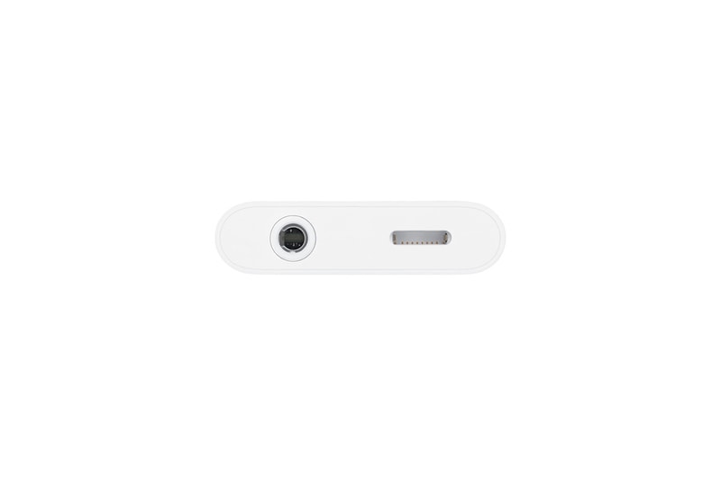 Apple 官方發售具備 Lightning 及 3.5mm 耳機接口的連接器
