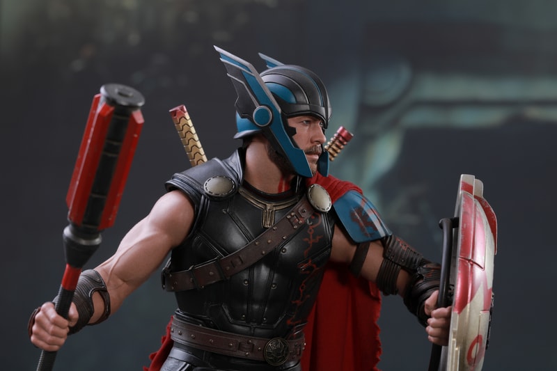 Hot Toys 最新《Thor: Ragnarök》Gladiator Thor 1:6 比例珍藏人偶
