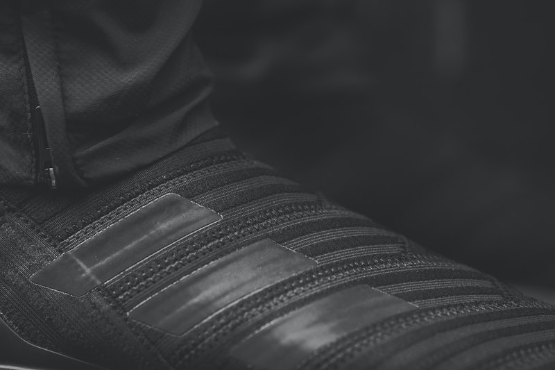 近賞 KITH Cobras x adidas 全新聯名 Nemeziz Tango 17+ UltraBOOST 及 Nemeziz Tango 17.1 鞋款
