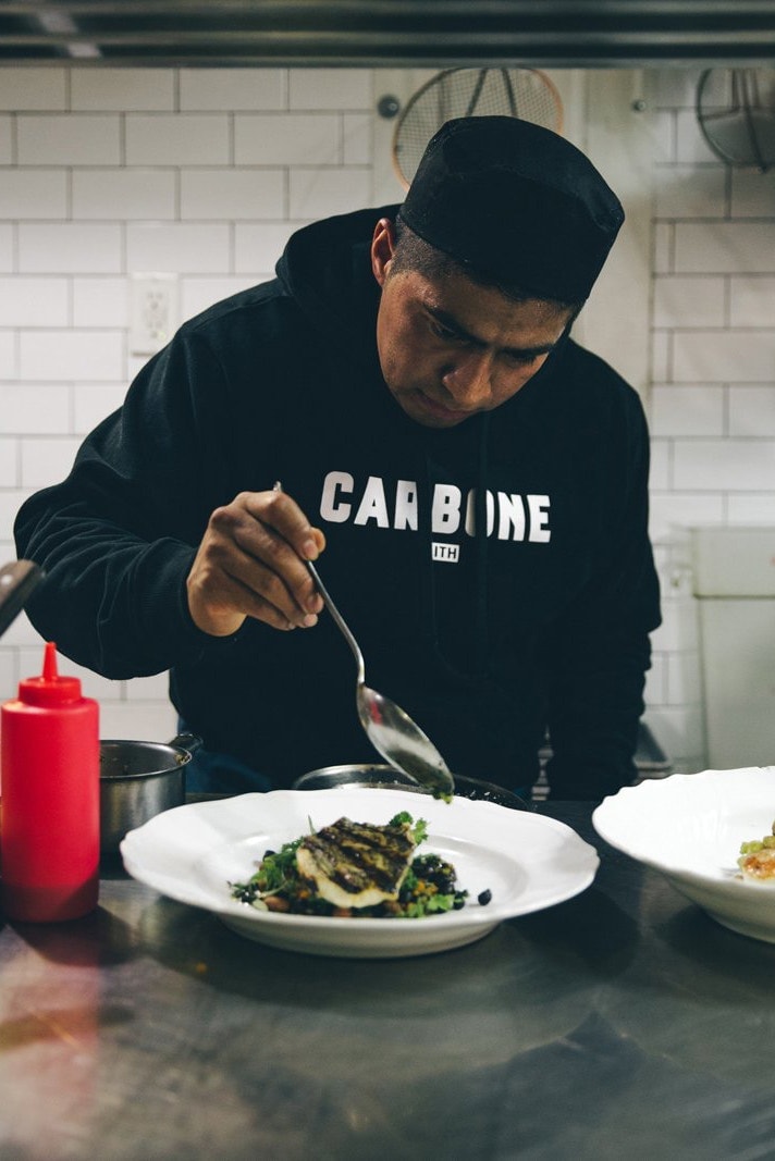 KITH 与意式餐厅 Carbone 合作
