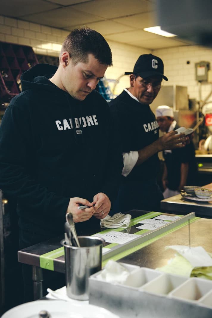 KITH 与意式餐厅 Carbone 合作