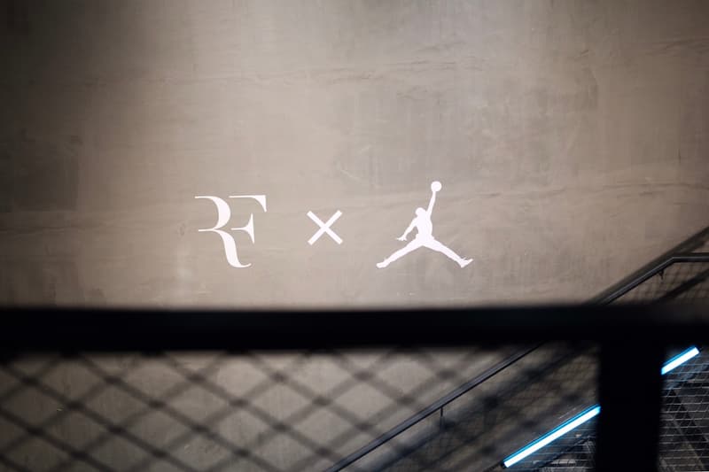 Roger Federer 亮相上海發佈 NikeCourt Zoom Vapor RF x AJ3「atmos」別注配色