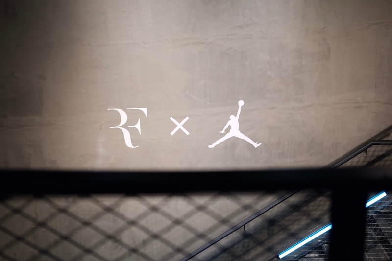 Roger Federer 亮相上海發佈 NikeCourt Zoom Vapor RF x AJ3「atmos」別注配色
