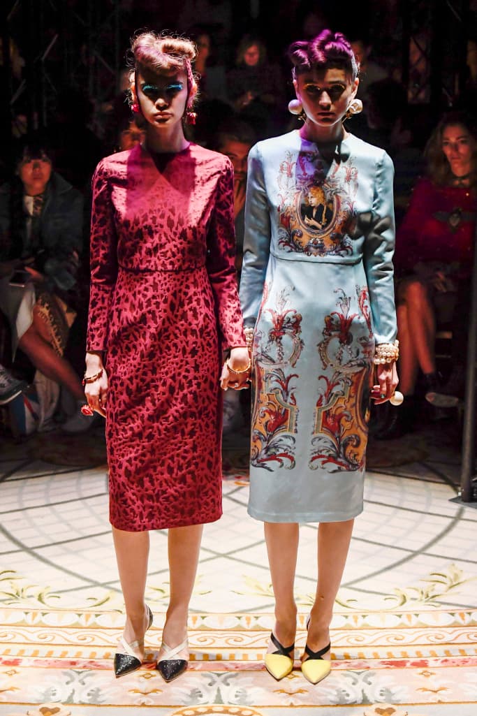 《The Shining》雙胞胎「現身」UNDERCOVER 巴黎時裝周發佈會