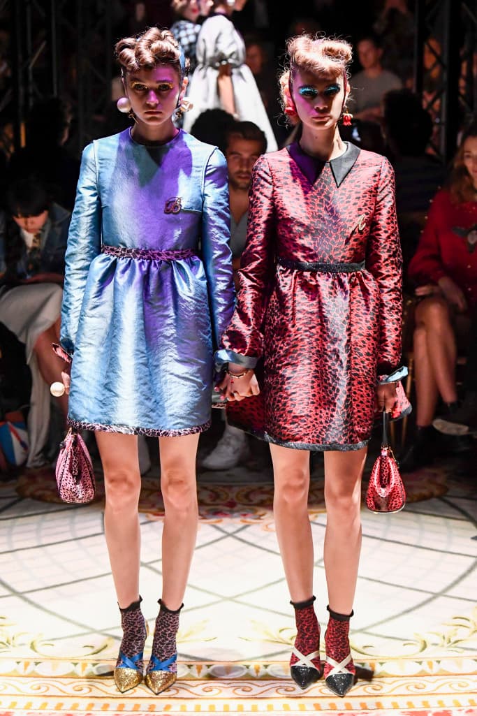 《The Shining》雙胞胎「現身」UNDERCOVER 巴黎時裝周發佈會