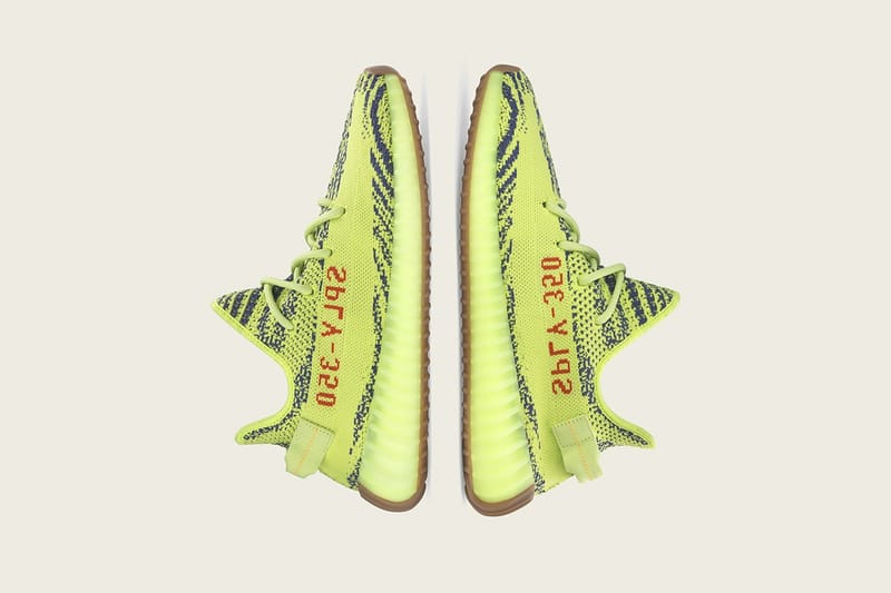 YEEZY BOOST 350 V2「Semi Frozen Yellow」即將在 adidas 官方網站上架