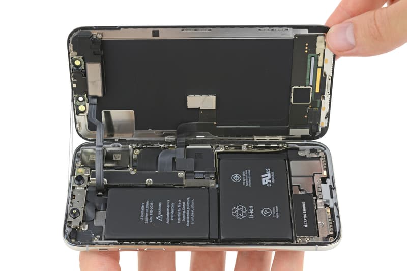 ifixit 拆解 Apple 最新 iPhone X 內部架構