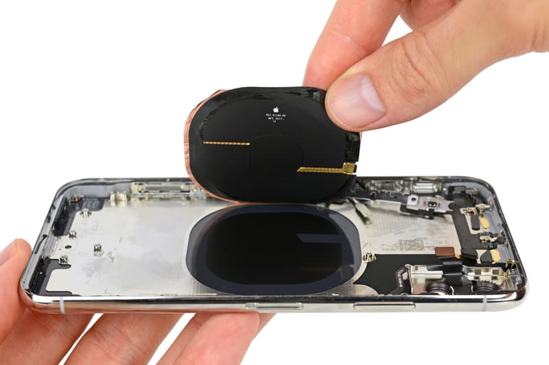 ifixit 拆解 Apple 最新 iPhone X 內部架構