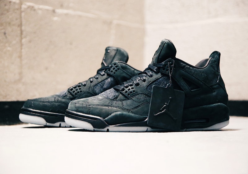 近覽 KAWS x Air Jordan 4 全新黑色版本