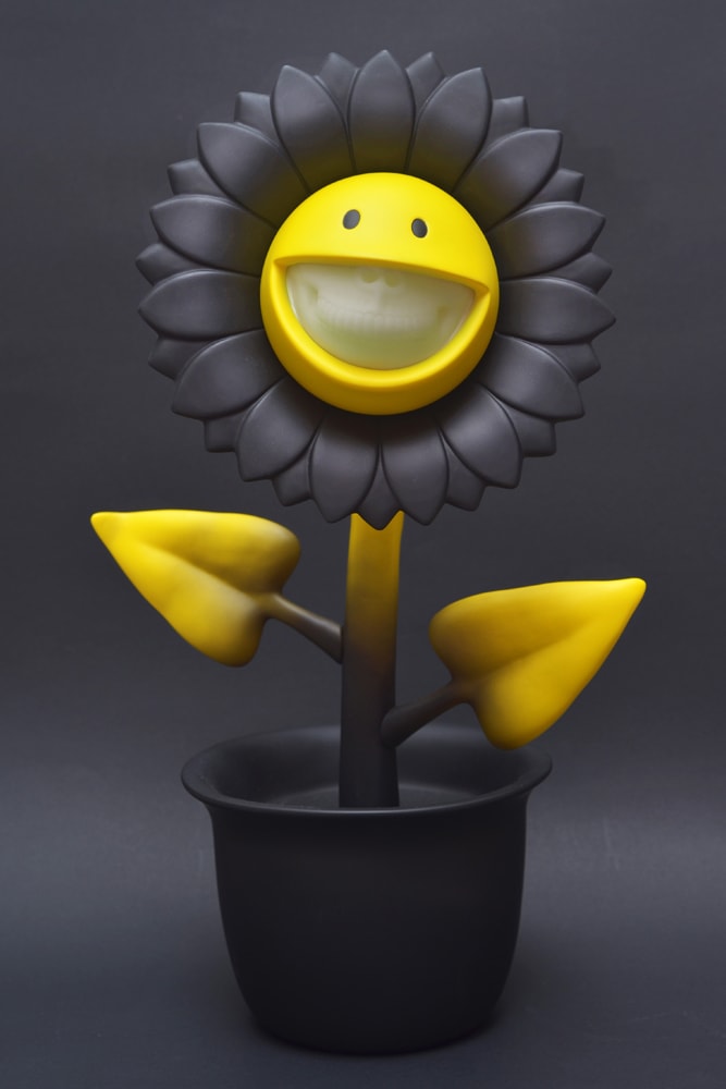 Ron English x APPortfolio x Made By Monsters 三方联名「Shocking Sun Flower」限量雕塑追加全新系列