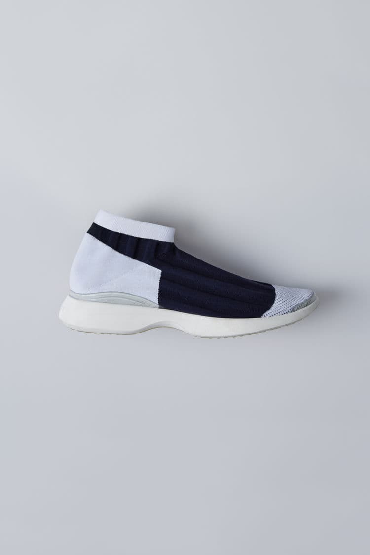 Acne Studios 全新 Sock Sneaker 系列登場