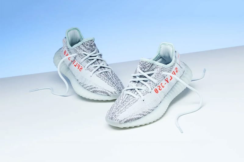 狂徒於紐約時代廣場持槍行劫 YEEZY BOOST 350 V2