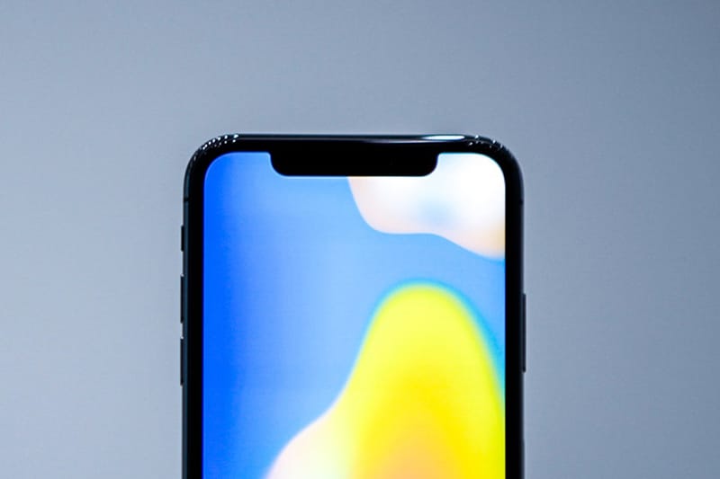 iPhone X 古怪「刘海」也成中國厂商致敬部分？