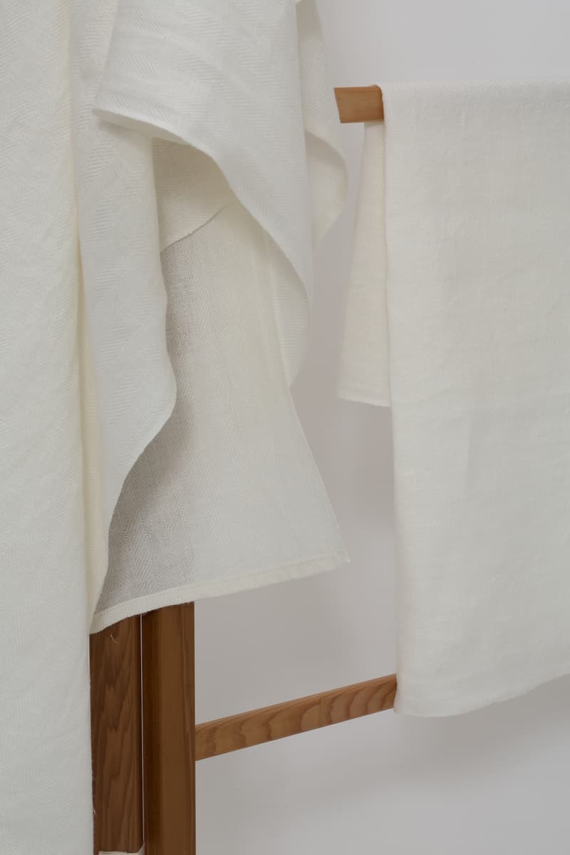 J.W. Anderson 與 Joanna Wason 及 Anne Low 推出聯名工藝系列