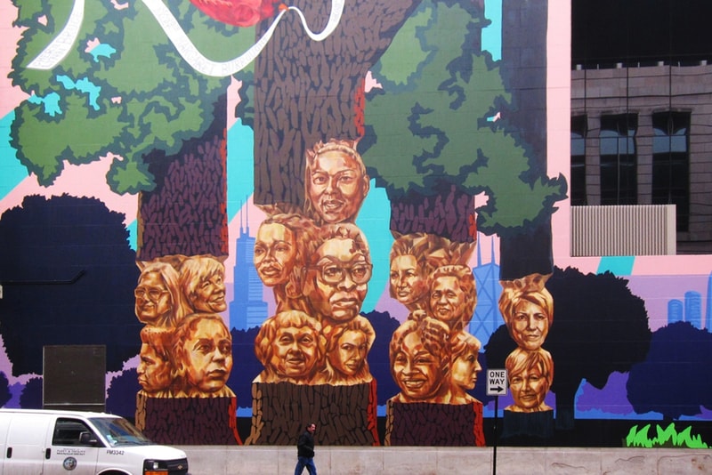 洛杉磯藝術家 Kerry James Marshall 於芝加哥創作巨型壁畫