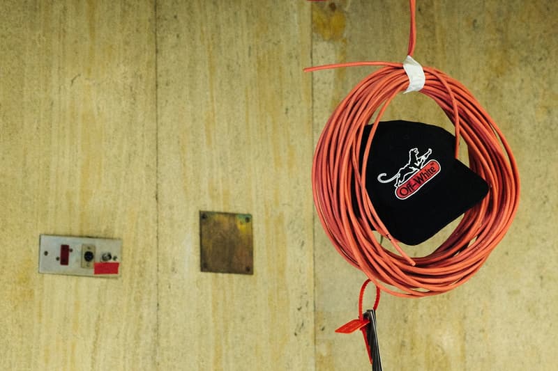 Off-White™ x KM20 聯名「Temporary」系列