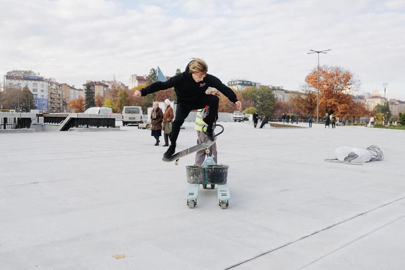 Off-White™ x KM20 聯名「Temporary」系列