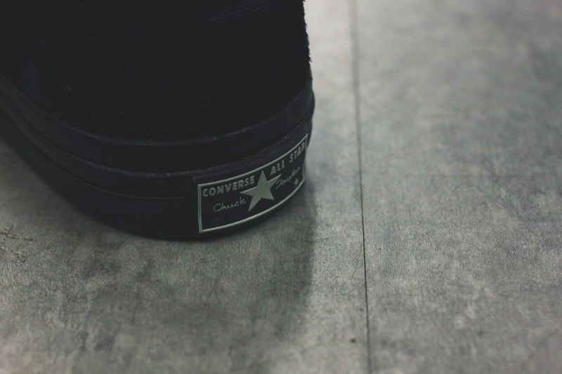 近賞 CONVERSE x MADNESS One Star 全新聯名鞋款