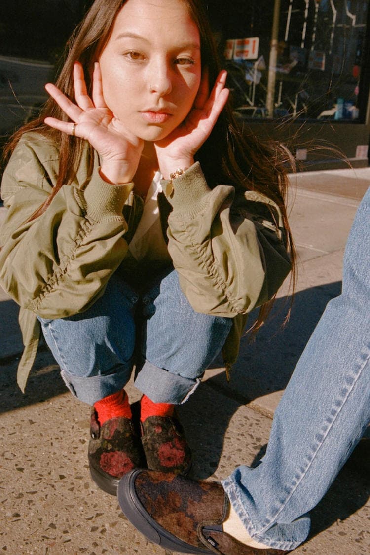 Opening Ceremony x Vans Slip-On LX「Floral Noir」全新联名鞋款