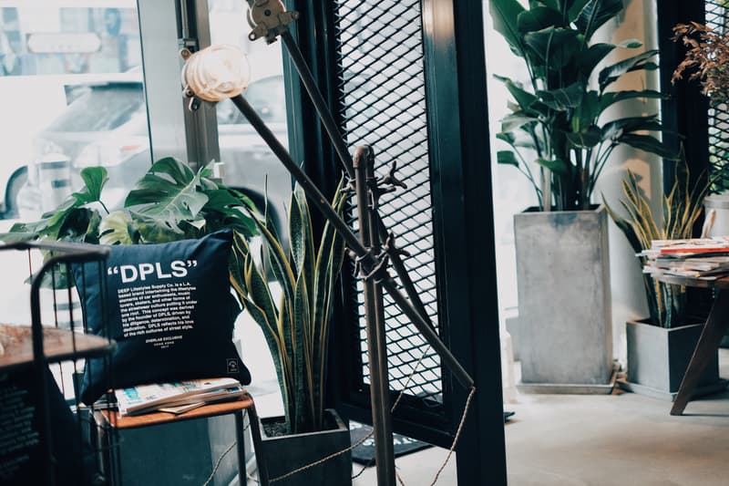 走进 Deep Lifestyles Supply Co. 香港旗艦店 