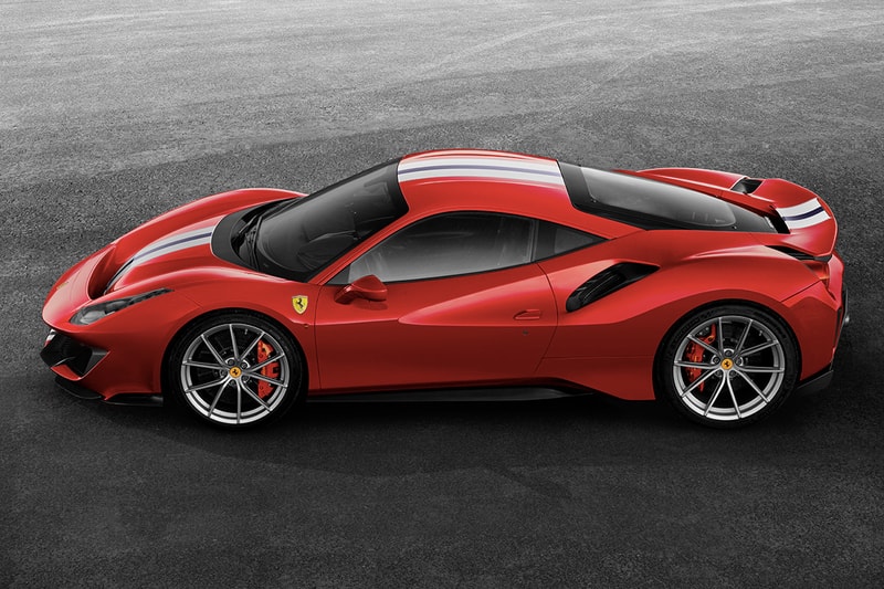 Ferrari 正式发布 488 Pista 新款跑车