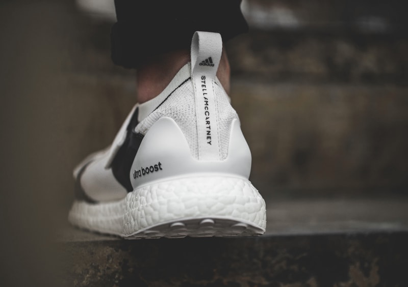 近賞 adidas by Stella McCartney 2018 春夏鞋履系列