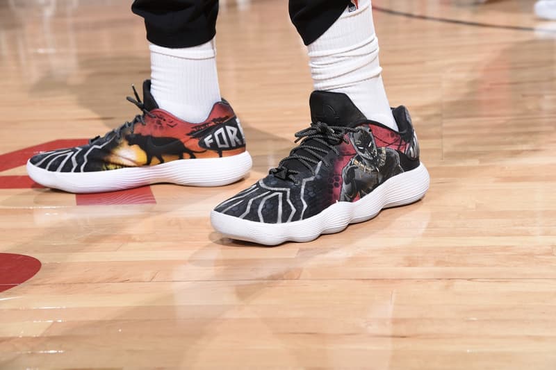 Clint Capela 着用 Nike React Hyperdunk Low「黑豹」定製鞋款亮相球場