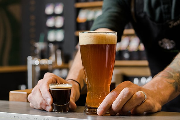 香港 Starbucks 首度推出咖啡萃取精釀啤酒
