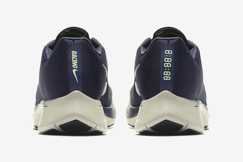 Nike Zoom Fly 全新配色設計「Obsidian」