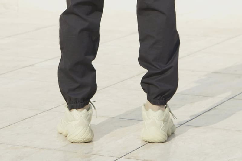 YEEZY SUPPLY 公佈 YEEZY 500 及 700 全新「Utility Black」配色上脚预览
